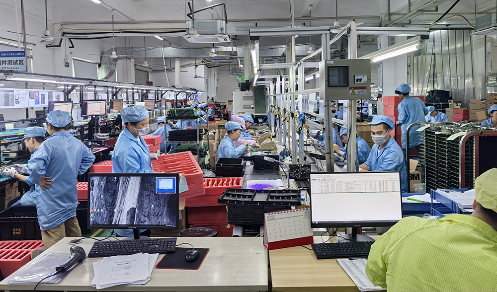 什么是SMT貼片加工？大型SMT貼片加工廠家圖